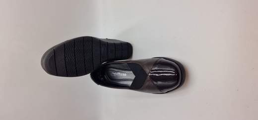 MELLUSO ACCOLLATO IN PELLE E VERNICE