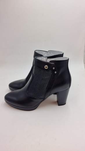 NERO GIARDINI STIVALETTO IN PELLE
