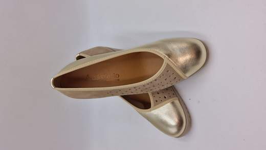 ANASTASIO DECOLLETE IN PELLE E CAMOSCIO