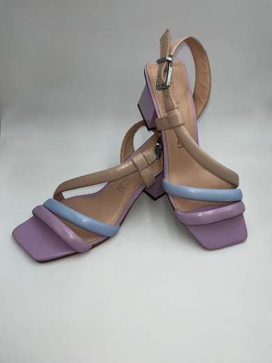 CAPELLI ROSSI SANDALO PELLE