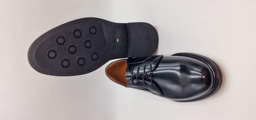 NERO GIARDINI DERBY IN PELLE