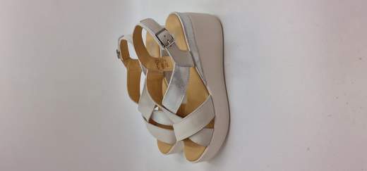 MELLUSO SANDALO IN PELLE E CAMOSCIO