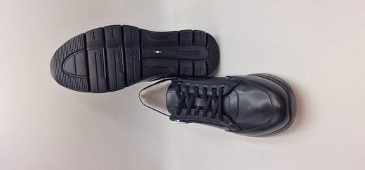 NERO GIARDINI SNEAKER IN PELLE
