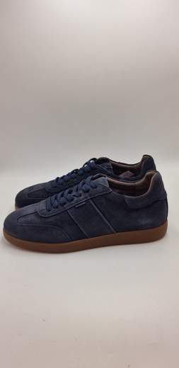 NERO GIARDINI SNEAKER IN CAMOSCIO