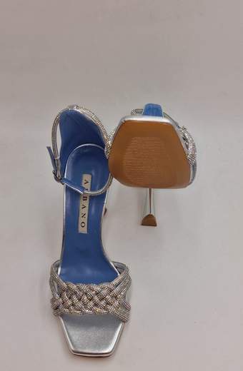 ALBANO SADALO PELLE E STRASS