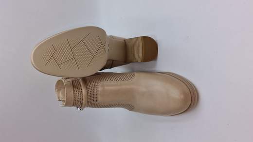 NERO GIARDINI STIVALETTO IN PELLE