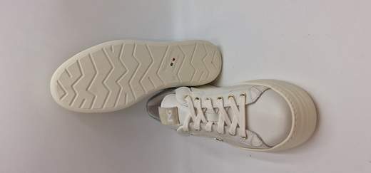 NERO GIARDINI SNEAKER IN PELLE CAMOSCIO E STRASS