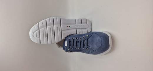 NERO GIARDINI SNEAKER IN CROSTA