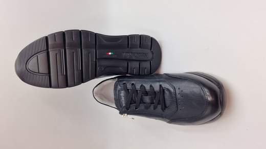 NERO GIARDINI SNEAKER IN PELLE